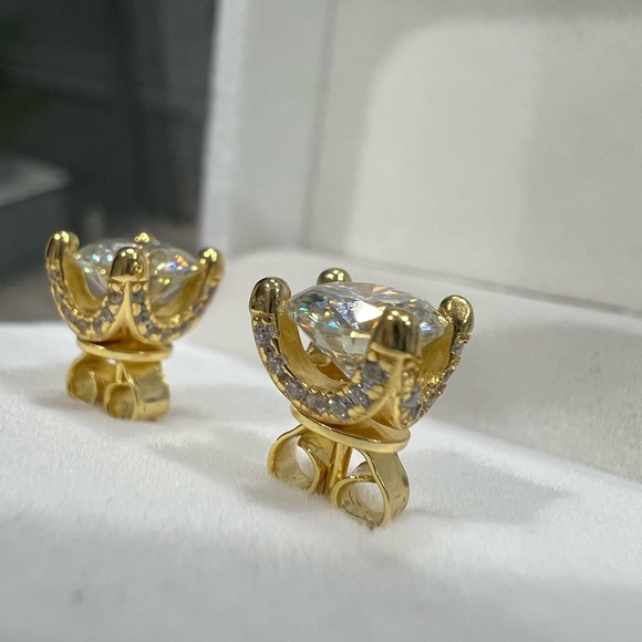 2ct moissanite stud earrings, yellow gold, item 040 - Picture 7 of 11